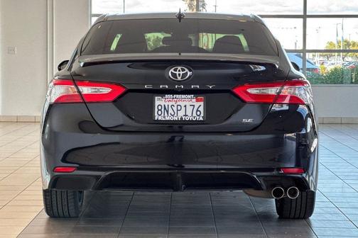 Midnight Black Metallic 2020 Toyota Camry SE