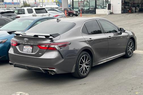 2023 Toyota Camry SE