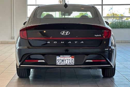 Nocturne Black 2022 Hyundai SONATA Hybrid SE
