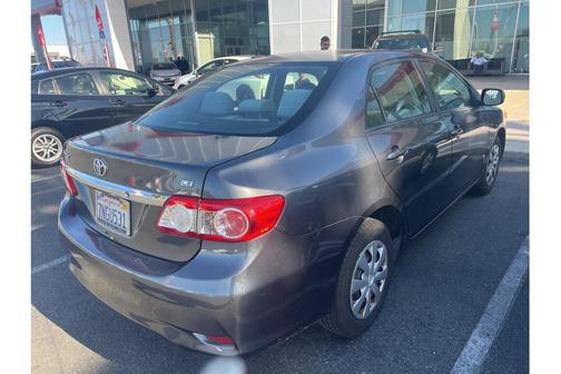 2011 Toyota Corolla LE