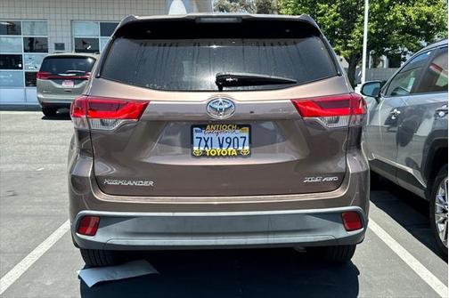 2017 Toyota Highlander XLE