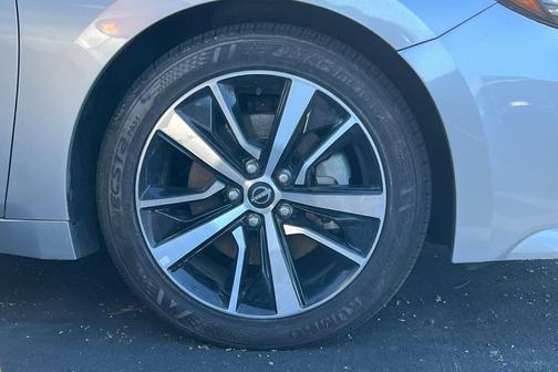 2023 Nissan Maxima SV Xtronic CVT