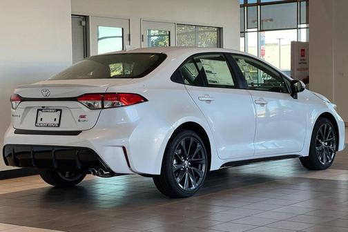 Pearl 2026 Toyota Corolla Hybrid SE