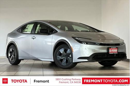 2025 Toyota Prius LE