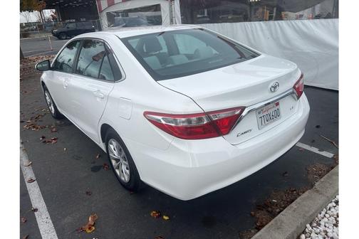 2017 Toyota Camry LE