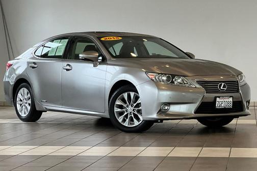 2015 Lexus ES 300h Base