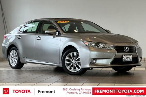 2015 Lexus ES 300h Base