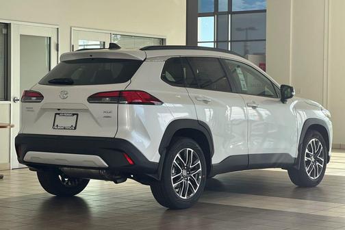 2026 Toyota Corolla Cross XLE