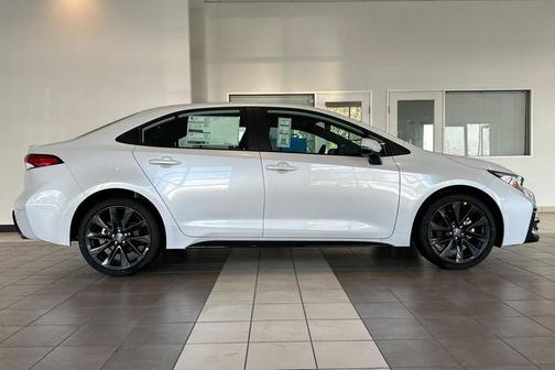 2025 Toyota Corolla SE