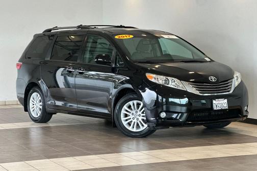 2017 Toyota Sienna XLE Premium