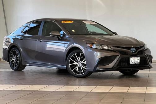 2024 Toyota Camry Hybrid SE