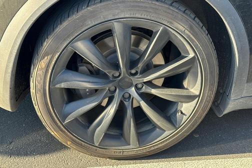 2021 Tesla Model X Long Range Dual Motor All-Wheel Drive