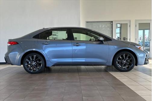 2025 Toyota Corolla Hybrid SE