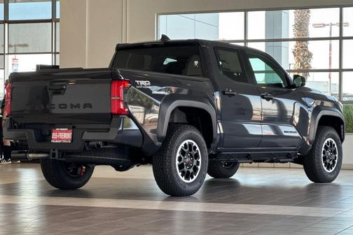 2025 Toyota Tacoma TRD Off Road