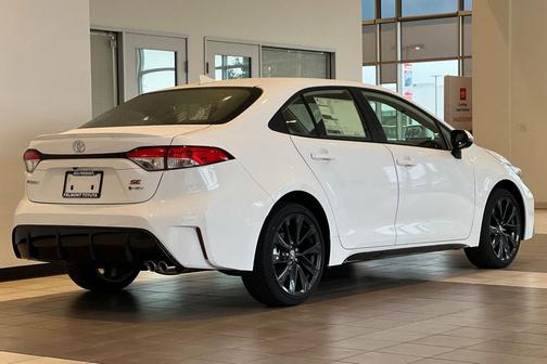 2026 Toyota Corolla Hybrid SE