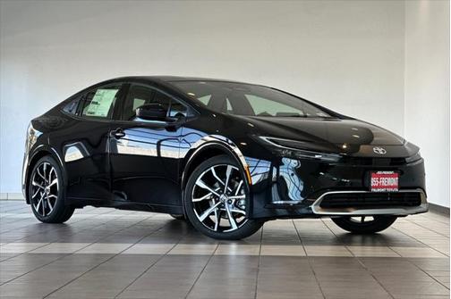 2025 Toyota Prius L