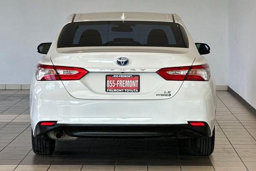 2019 Toyota Camry Hybrid LE