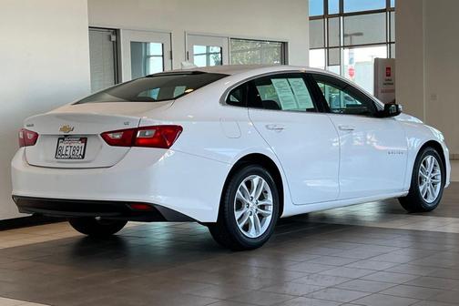 2017 Chevrolet Malibu 1LT