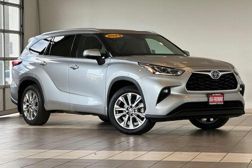 2023 Toyota Highlander Hybrid Limited