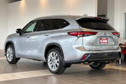 2023 Toyota Highlander Hybrid Limited