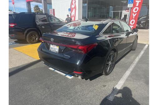 2019 Toyota Avalon Touring