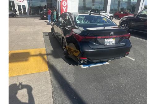 2019 Toyota Avalon Touring