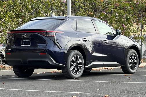 2026 Toyota bZ XLE Plus