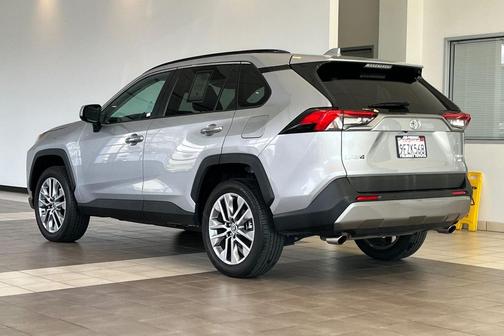 2023 Toyota RAV4 Limited