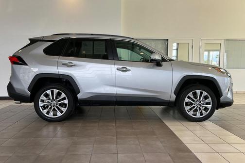 2023 Toyota RAV4 Limited