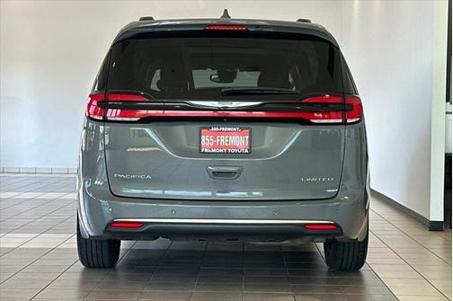 2022 Chrysler Pacifica Limited