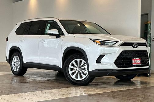 Pearl 2026 Toyota Grand Highlander Hybrid XLE