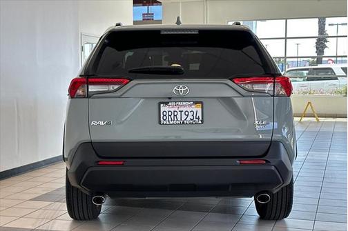 2020 Toyota RAV4 XLE Premium