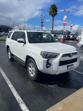 2022 Toyota 4Runner SR5 Premium
