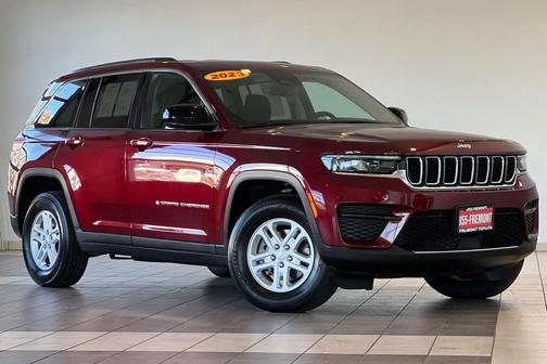 2023 Jeep Grand Cherokee Laredo