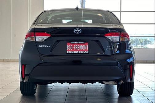 2025 Toyota Corolla Hybrid LE
