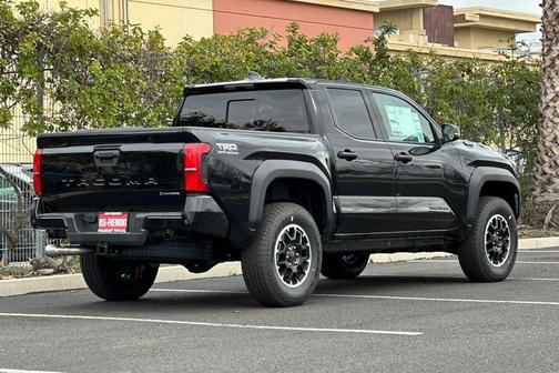 2025 Toyota Tacoma TRD Off Road