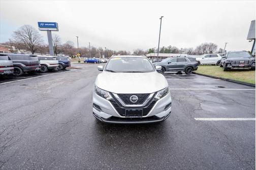 2021 Nissan Rogue Sport SV