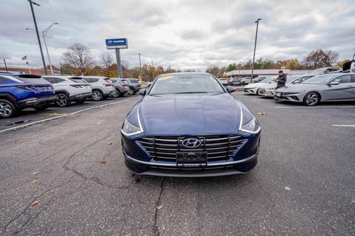 2020 Hyundai SONATA SE