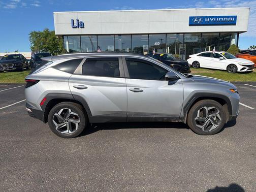 Shimmering Silver 2024 Hyundai TUCSON SEL