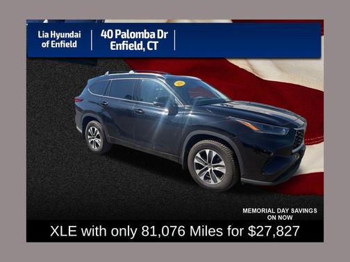 Midnight Black Metallic 2021 Toyota Highlander XLE