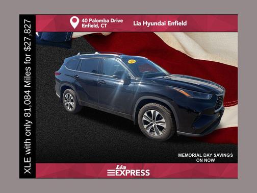 Midnight Black Metallic 2021 Toyota Highlander XLE