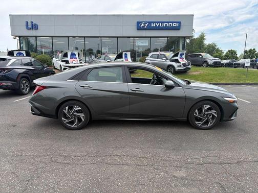 Amazon Gray 2024 Hyundai ELANTRA Limited