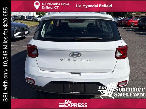 Lunar White 2024 Hyundai VENUE SEL