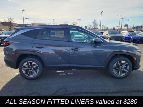 Ecotronic Gray 2026 Hyundai TUCSON Hybrid SEL