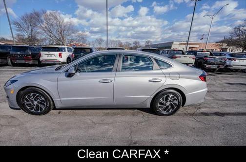 2023 Hyundai SONATA Hybrid Base