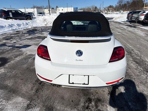2018 Volkswagen Beetle 2.0T S