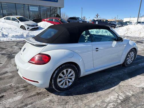 2018 Volkswagen Beetle 2.0T S