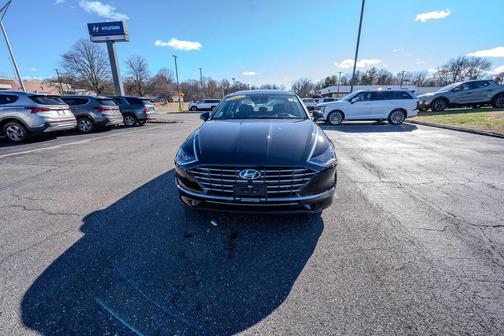 2023 Hyundai SONATA Hybrid Limited