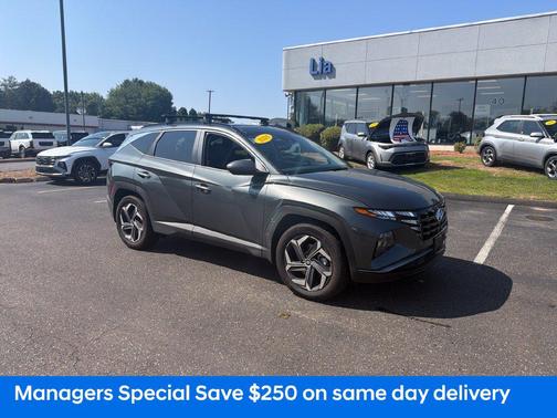 Amazon Gray 2024 Hyundai TUCSON Hybrid SEL Convenience