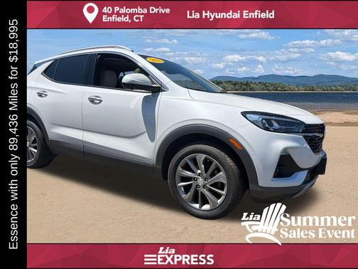 White Frost Tricoat 2022 Buick Encore GX Essence